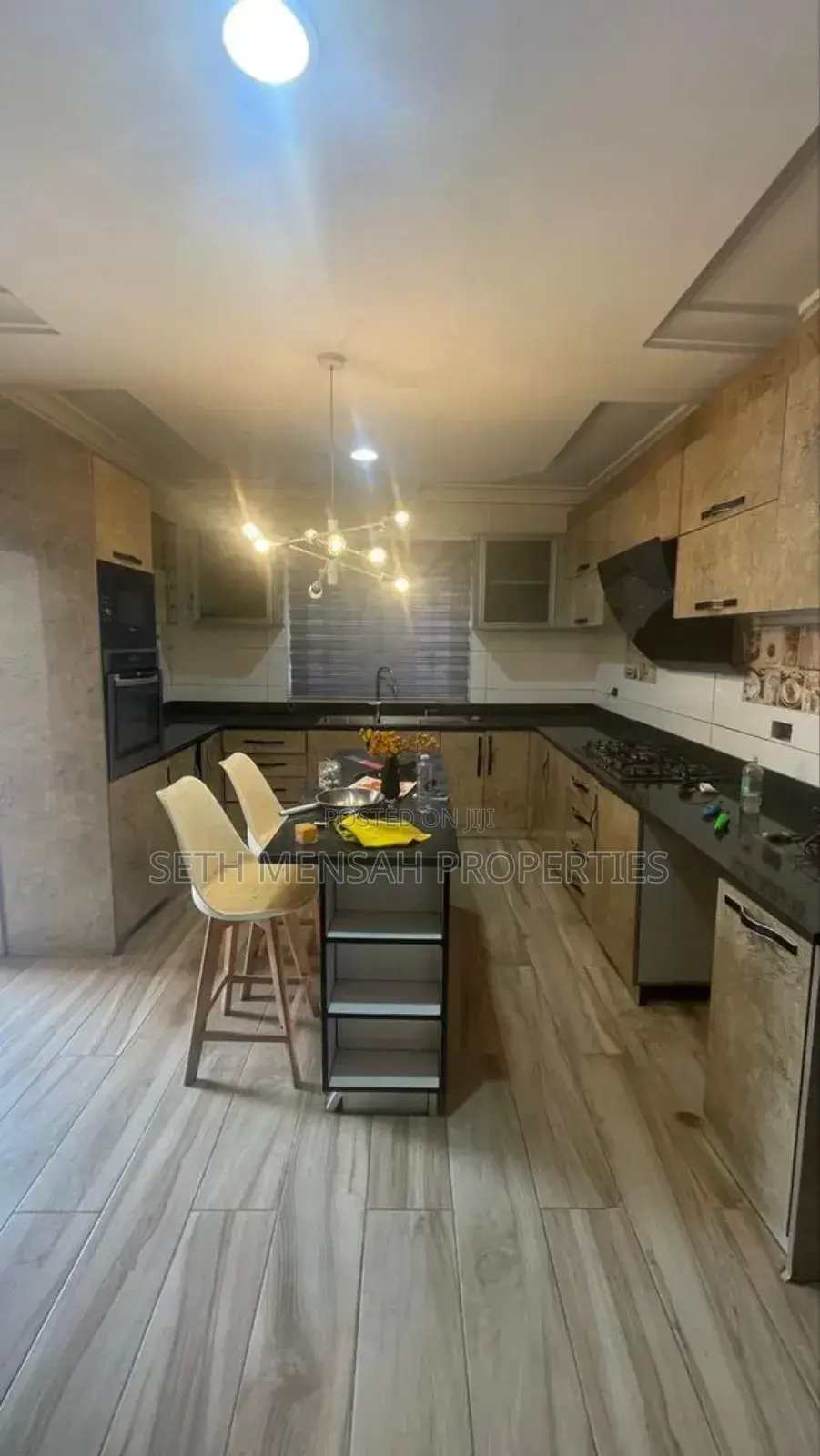 5bdrm House in Amasaman for sale