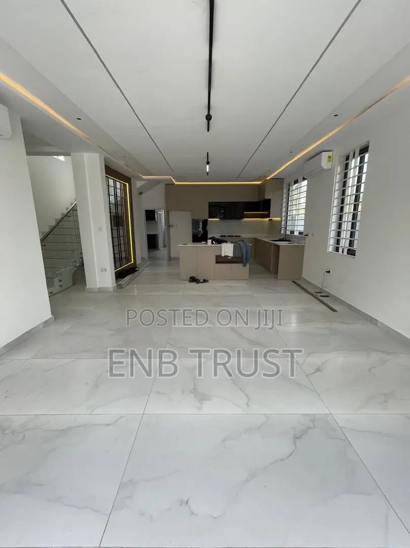 4bdrm House in Franko Estate, Ga East Municipal for sale