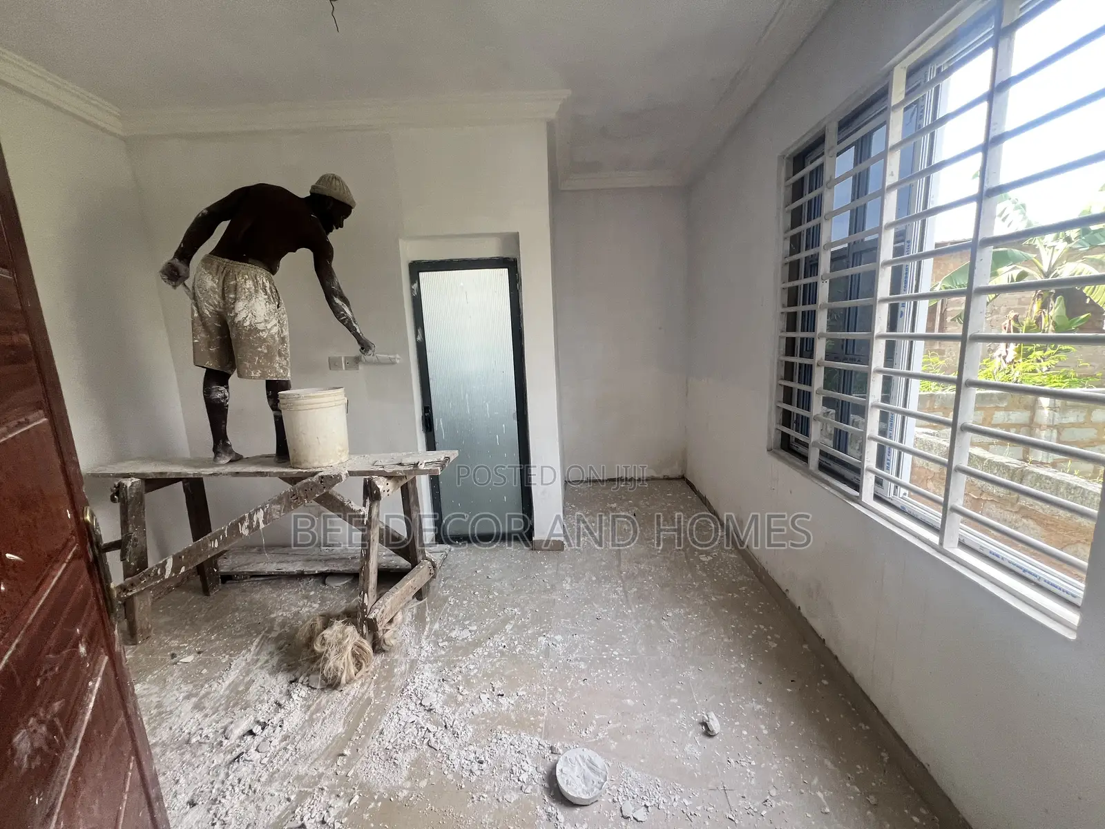 1bdrm Room & Parlour in Bee Decor & Homes, Old Ashomang for rent