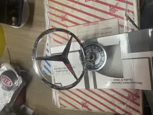 Mercedes Benz Bonnet Crown
