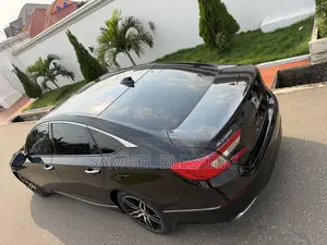 Honda Accord Touring 2.0T 2020 Black