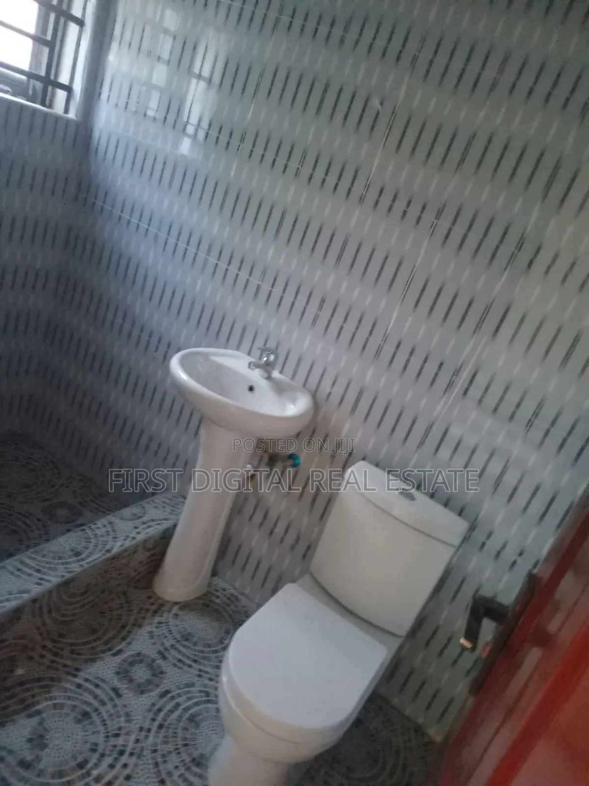 Chamber and Hall Self Contain for Rent at Millennium City