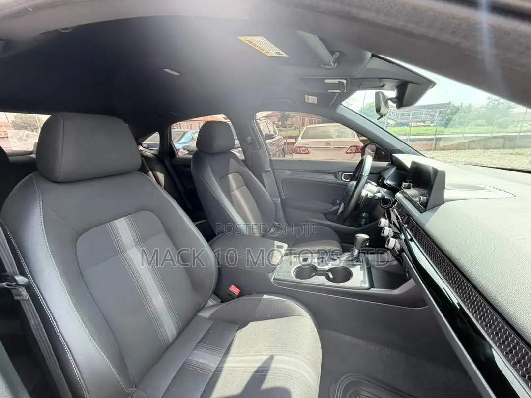 Honda Civic Sport CVT 2024 Black