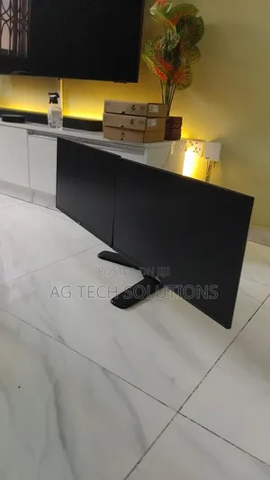 Dell Edgeless 24 Inch Monitor