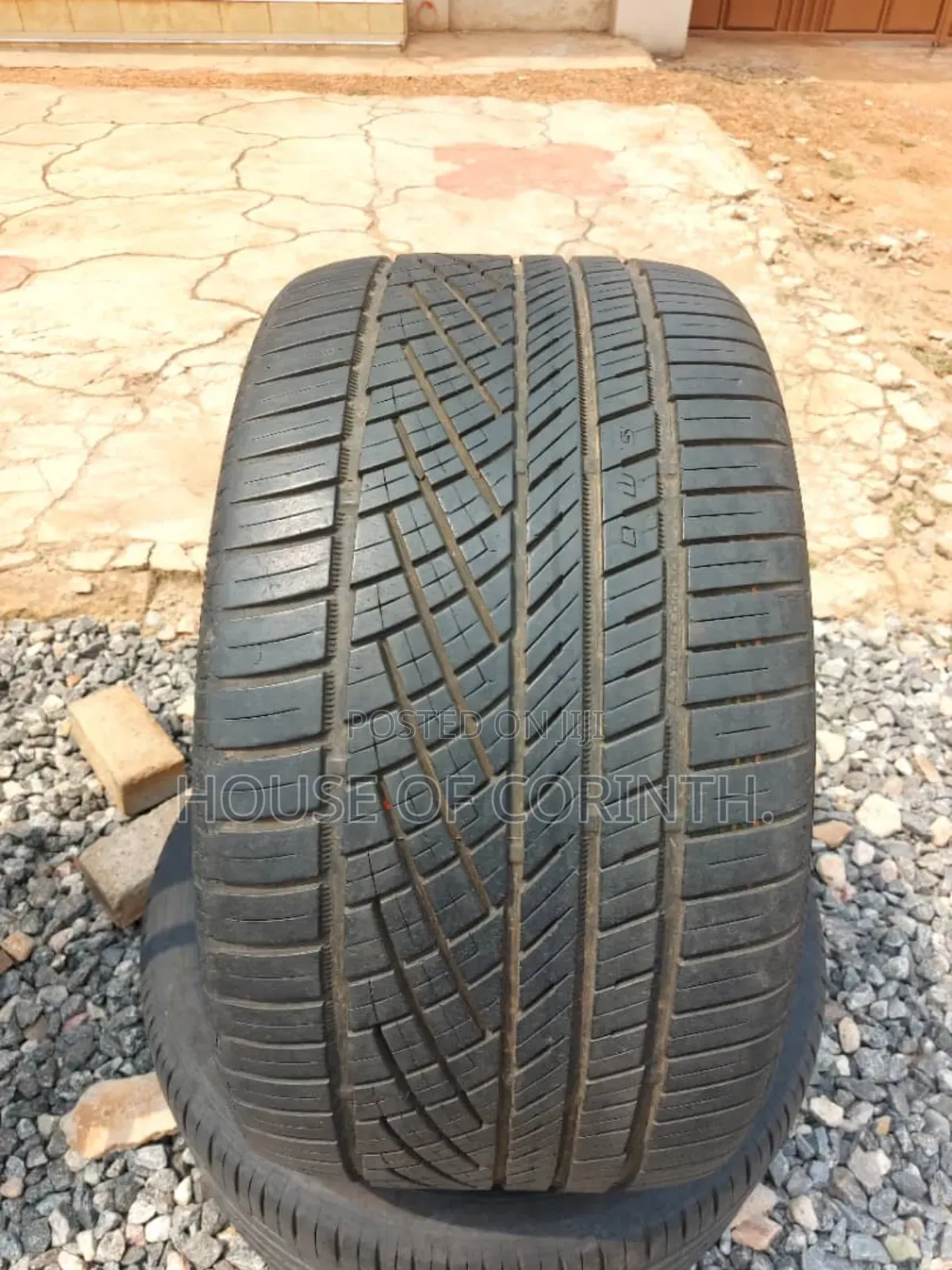 315/35r20 (Pair) - Used. Continental Hankook