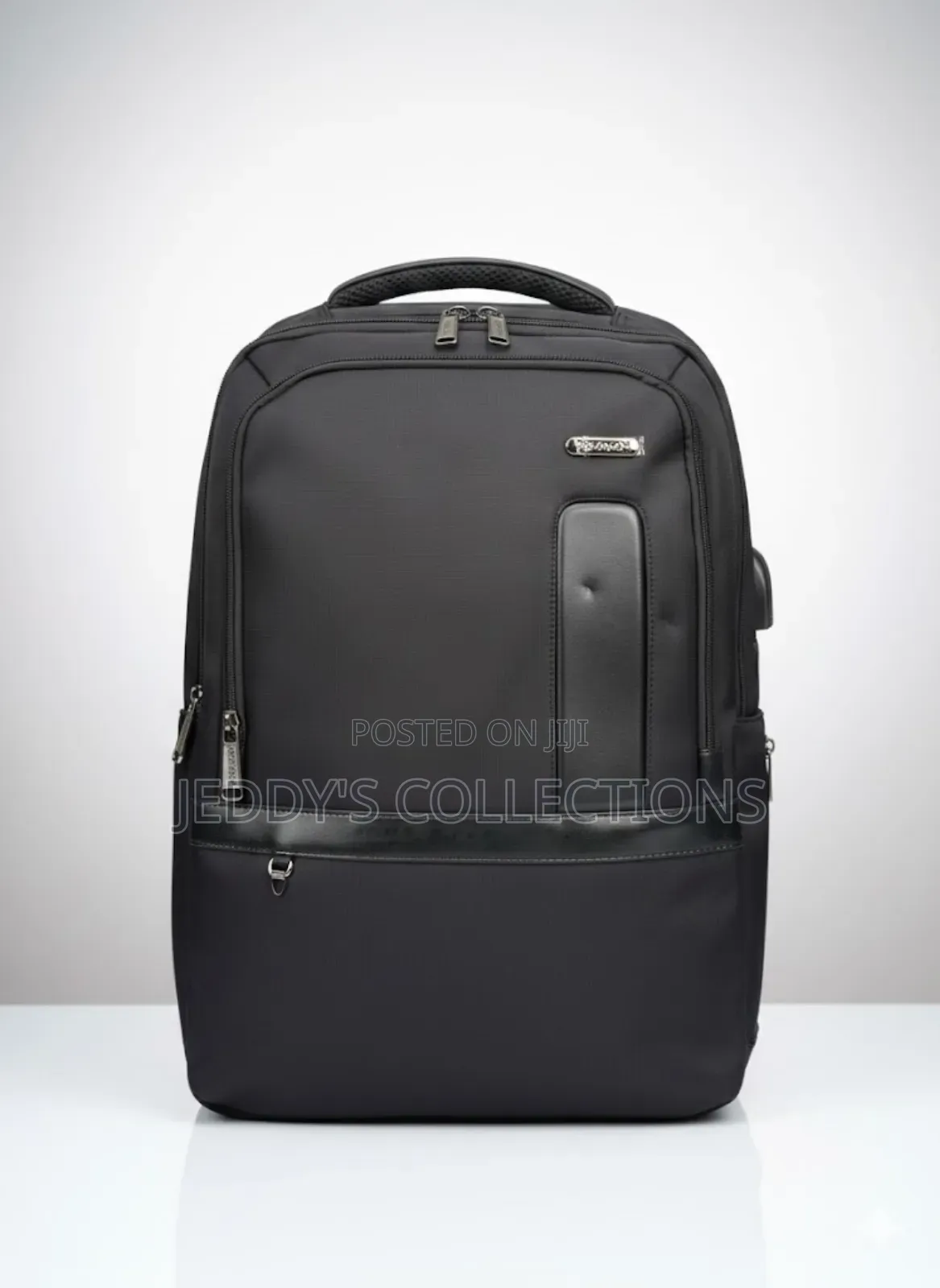 Omaya Chargeable Laptop Backpack for School and Simple Business Trip