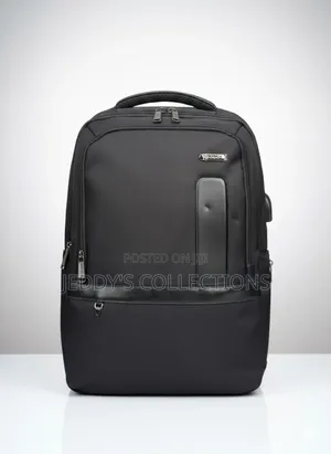 Omaya Chargeable Laptop Backpack for School and Simple Business Trip
