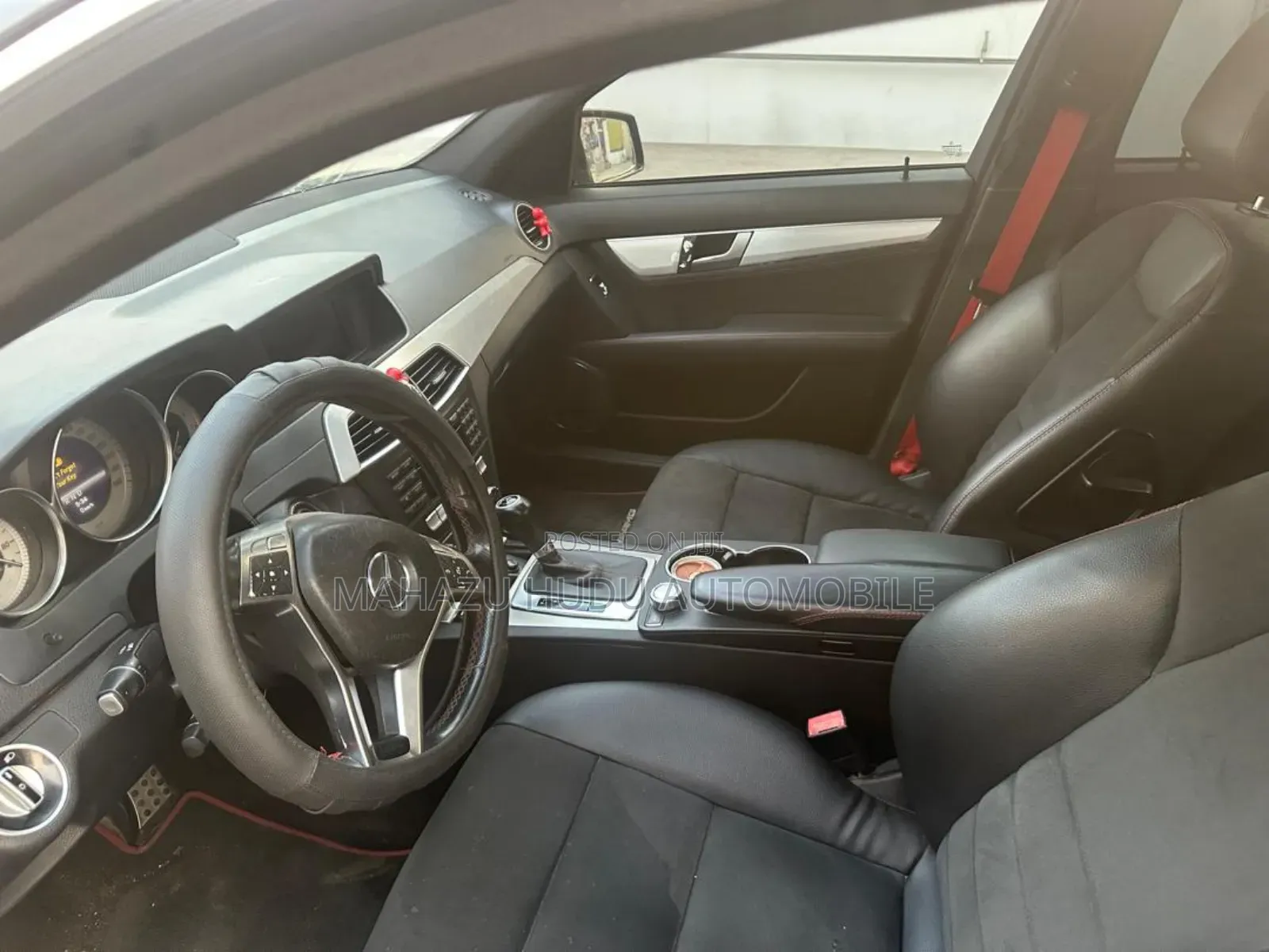 Mercedes-Benz C300 Sport 4Matic Sedan AWD (3.5L 6cyl 7A) 2014 Black