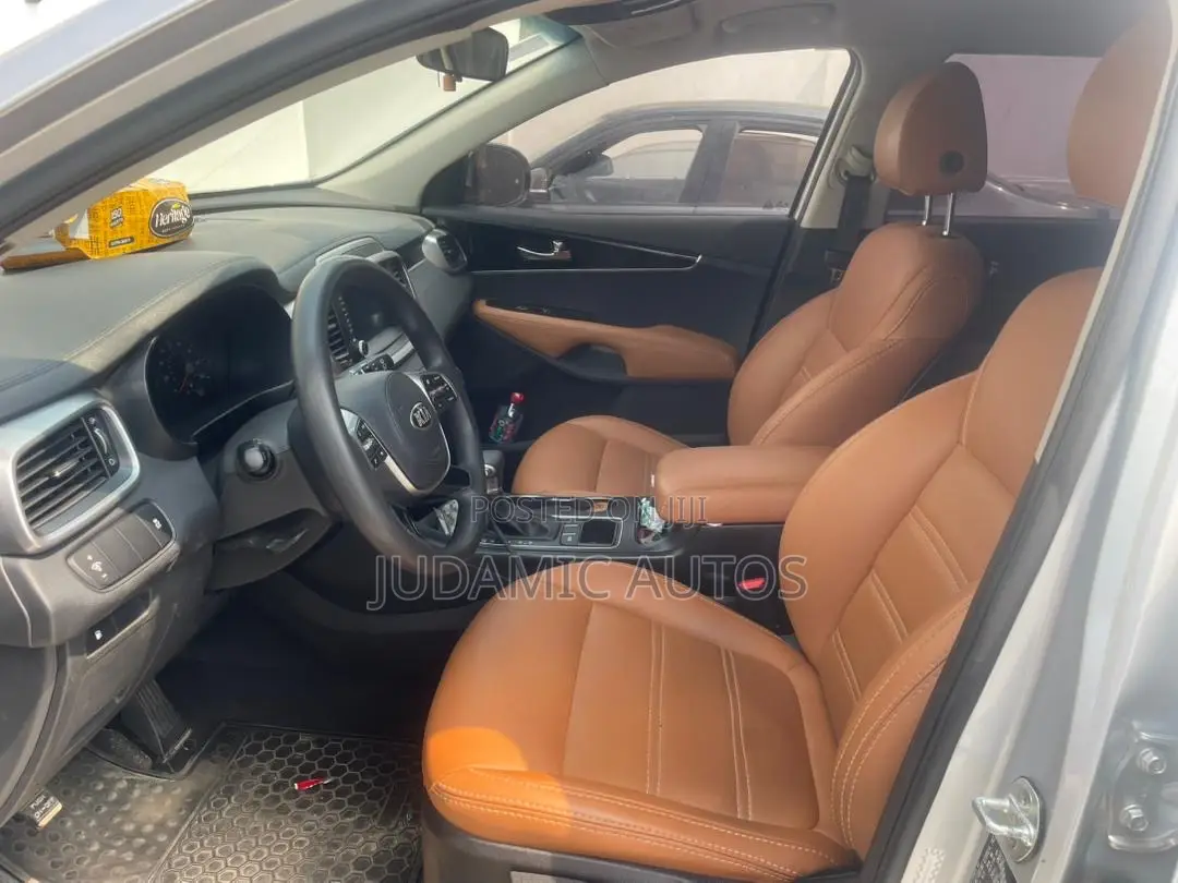 Kia Sorento 2.4L LX AWD 2019 Silver