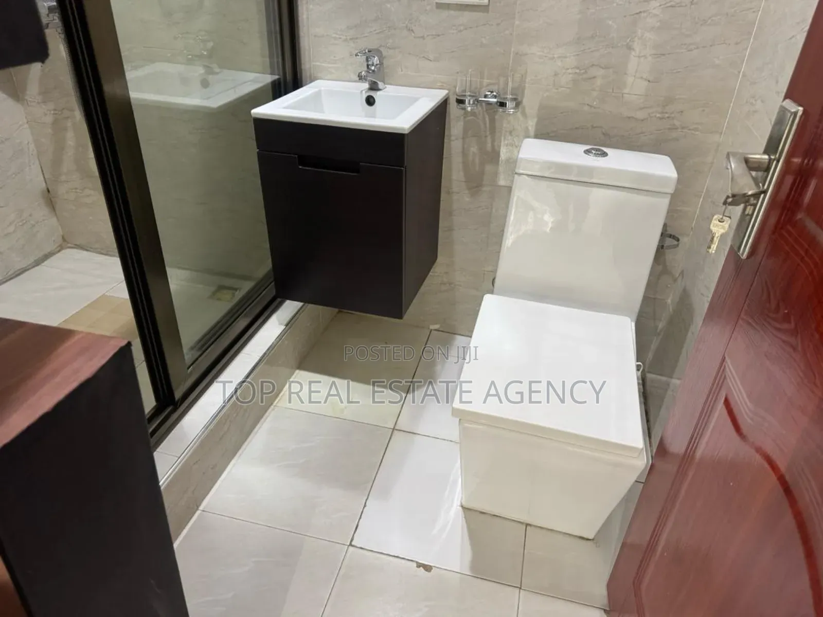 3bdrm Duplex in East Legon for rent