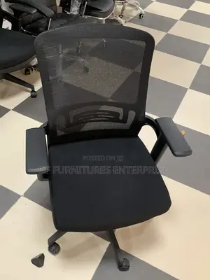 Mid-Back Office Chair