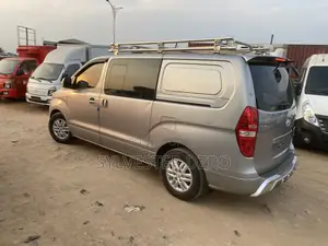 Hyundai Starex 2020 Silver