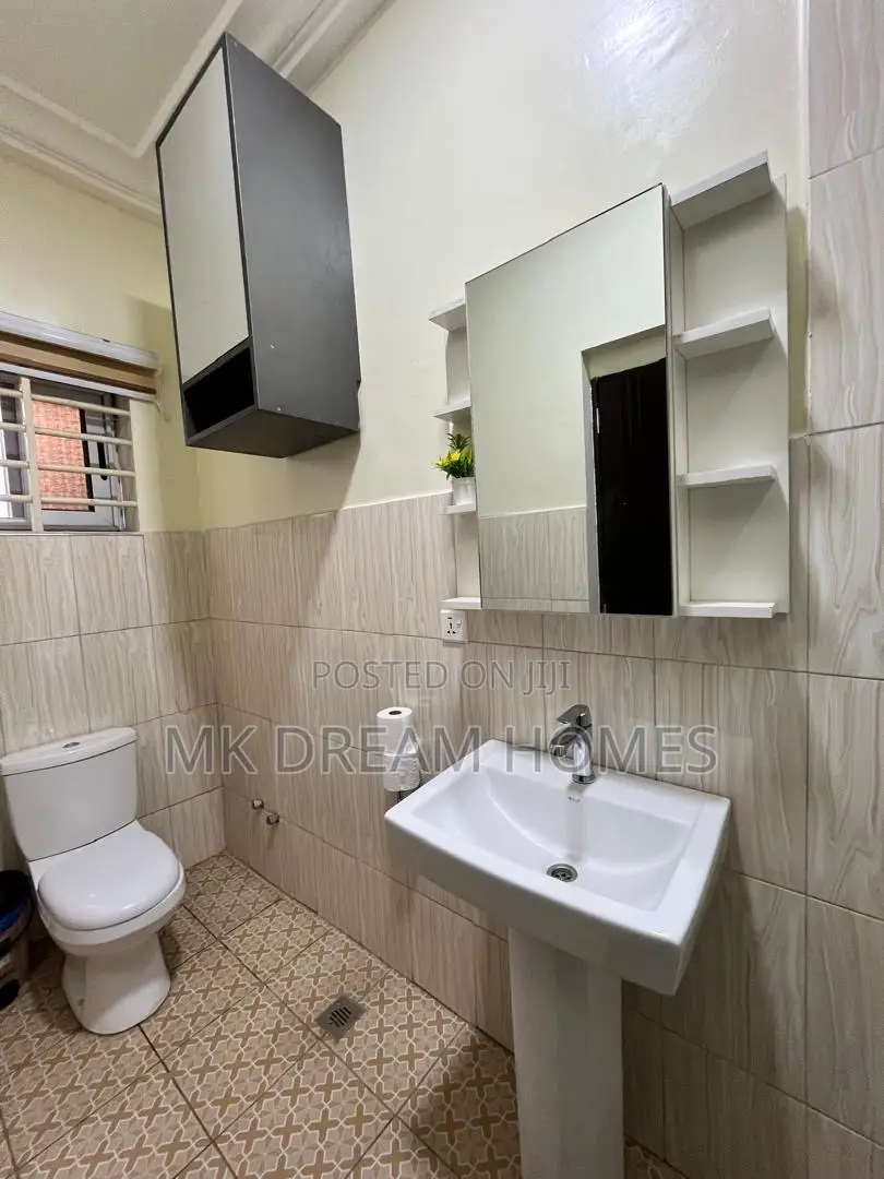 Furnished 2bdrm Apartment in School Junction for rent