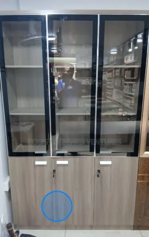 Solid 3door Bookshelves