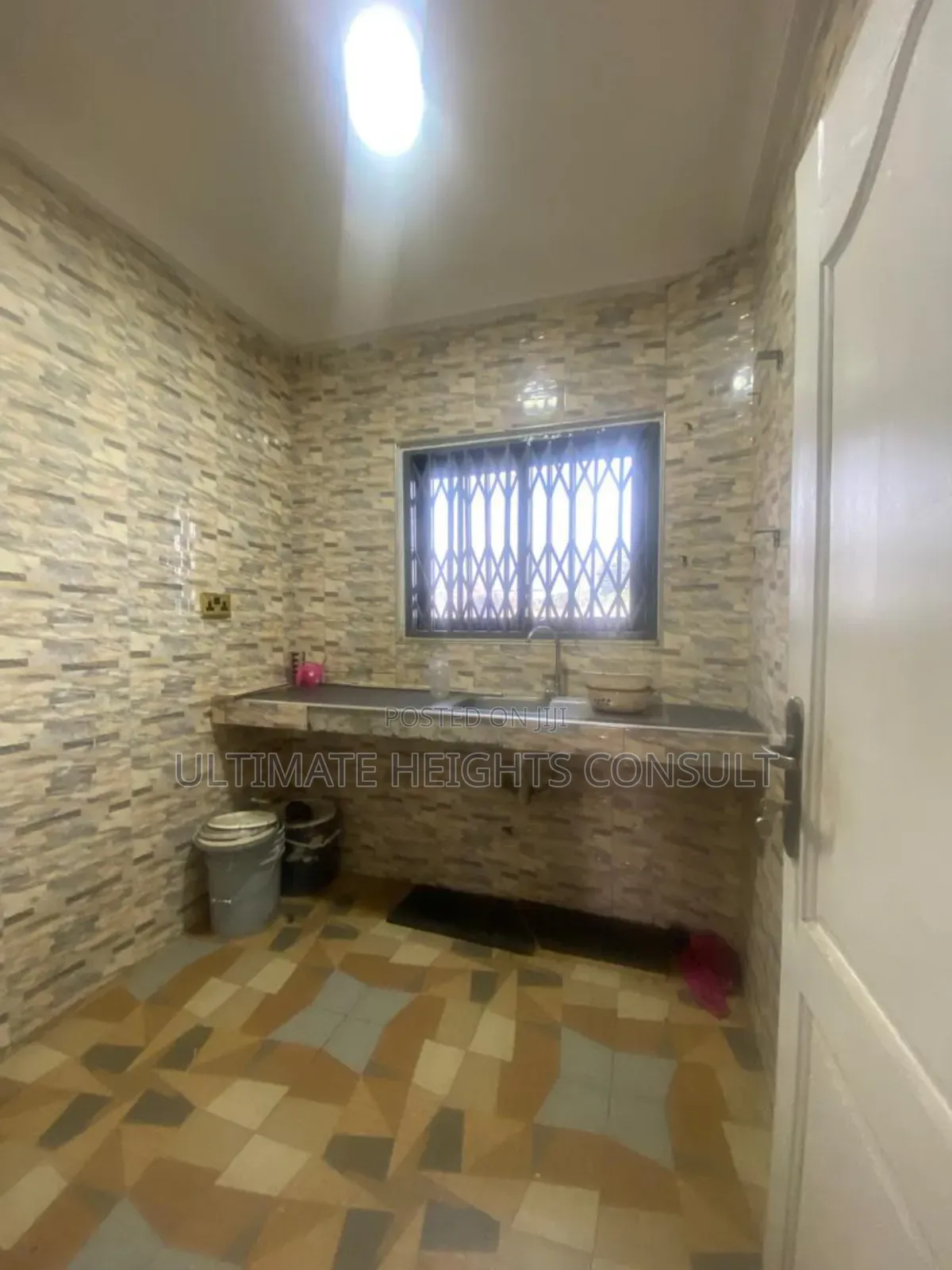 1bdrm Apartment in Official Town for rent