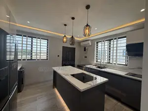 4bdrm Duplex in Trasacco, Adjiriganor for rent