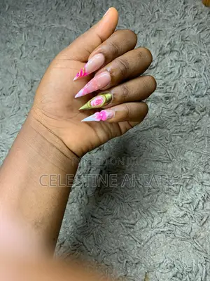 Lush_nails Gh