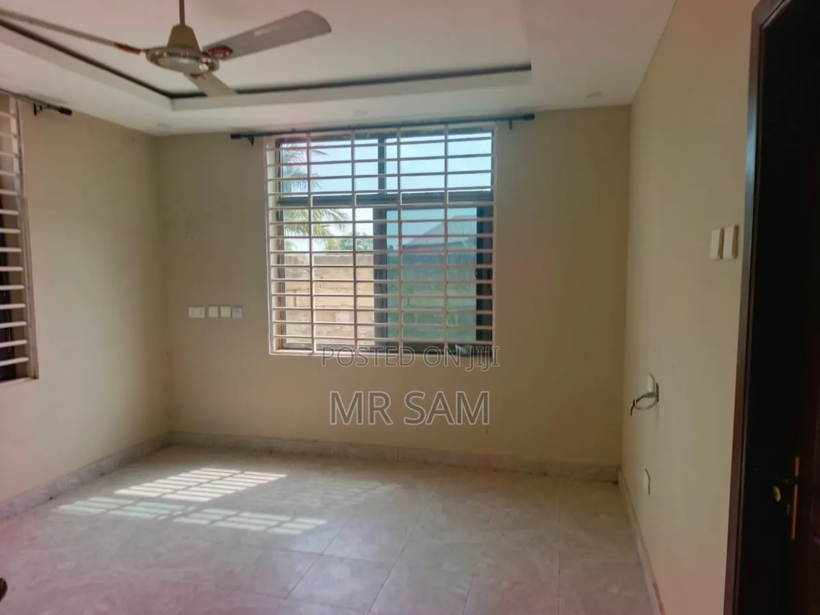 5bdrm House in Kakraba To Adade, Kasoa for sale