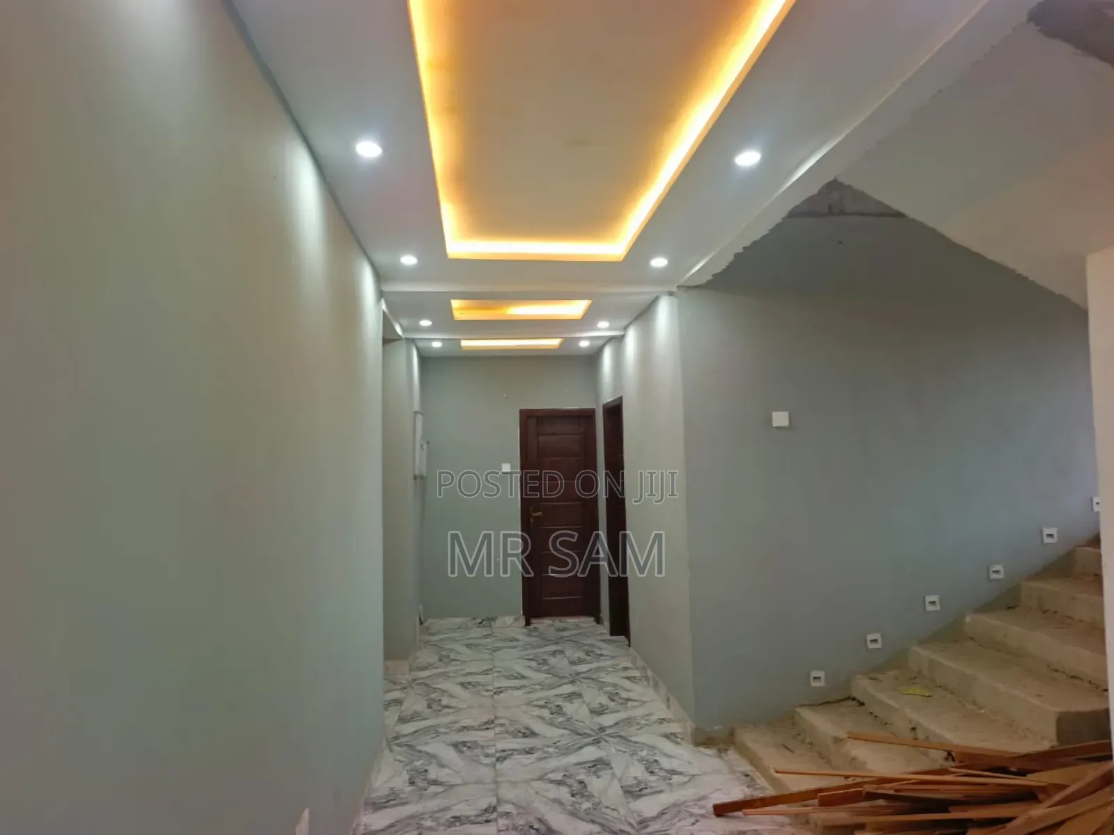 5bdrm House in Kakraba To Adade, Kasoa for sale