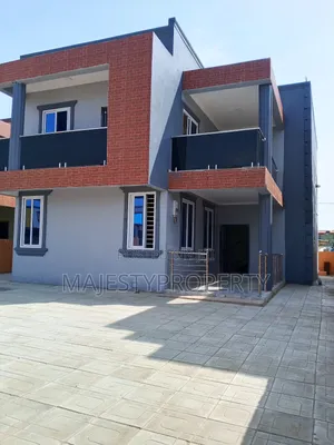 4bdrm Duplex in Shell Signboard, Spintex for rent