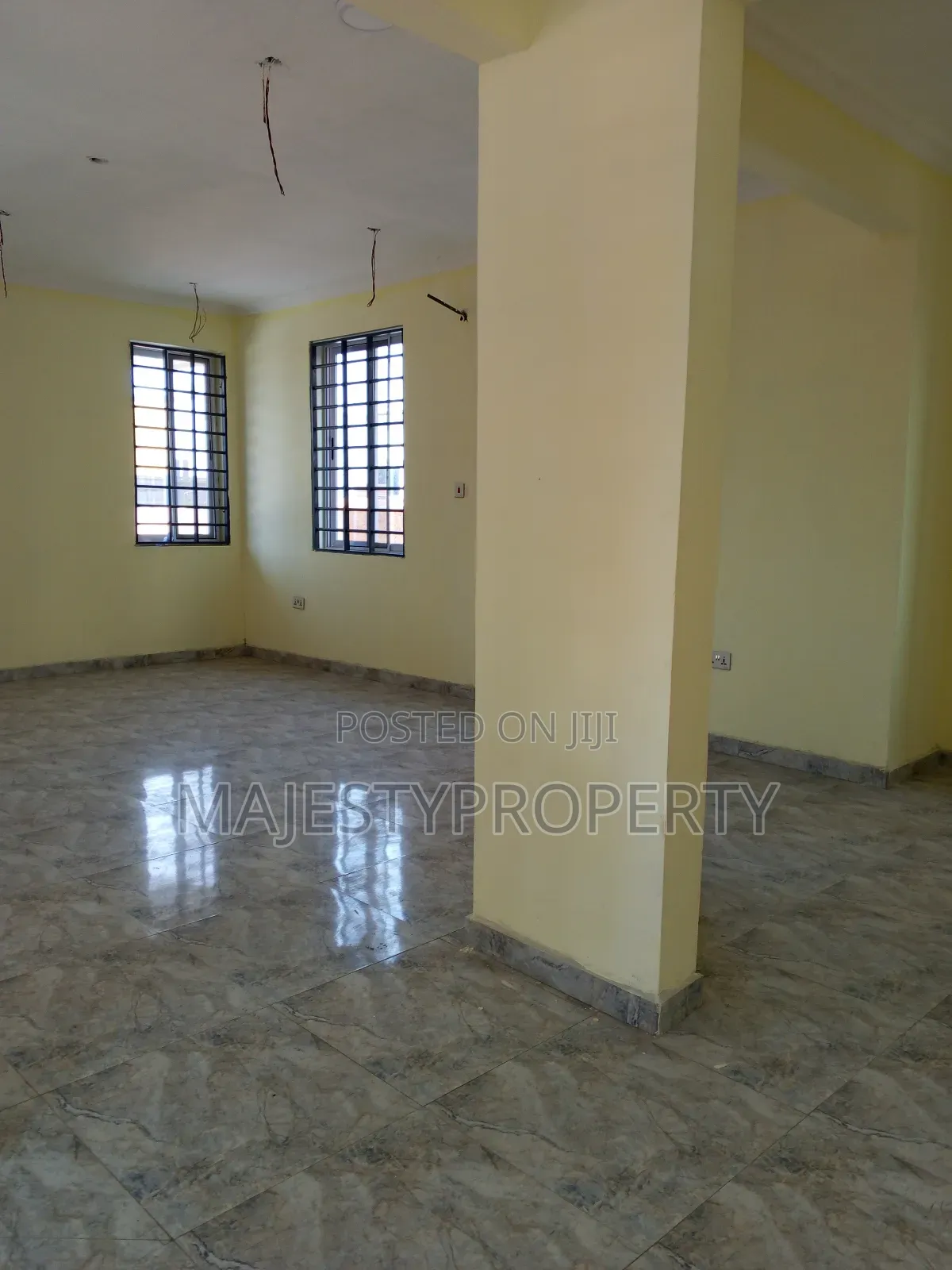 4bdrm Duplex in Shell Signboard, Spintex for rent