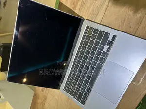 Laptop Apple MacBook Air 8GB Intel Core I3 eMMC 128GB