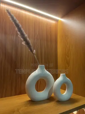 Donut Vase White
