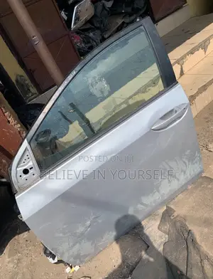 Toyota Corolla 2014 2015 2016 2017 2018 Front Door Driver Side - Left
