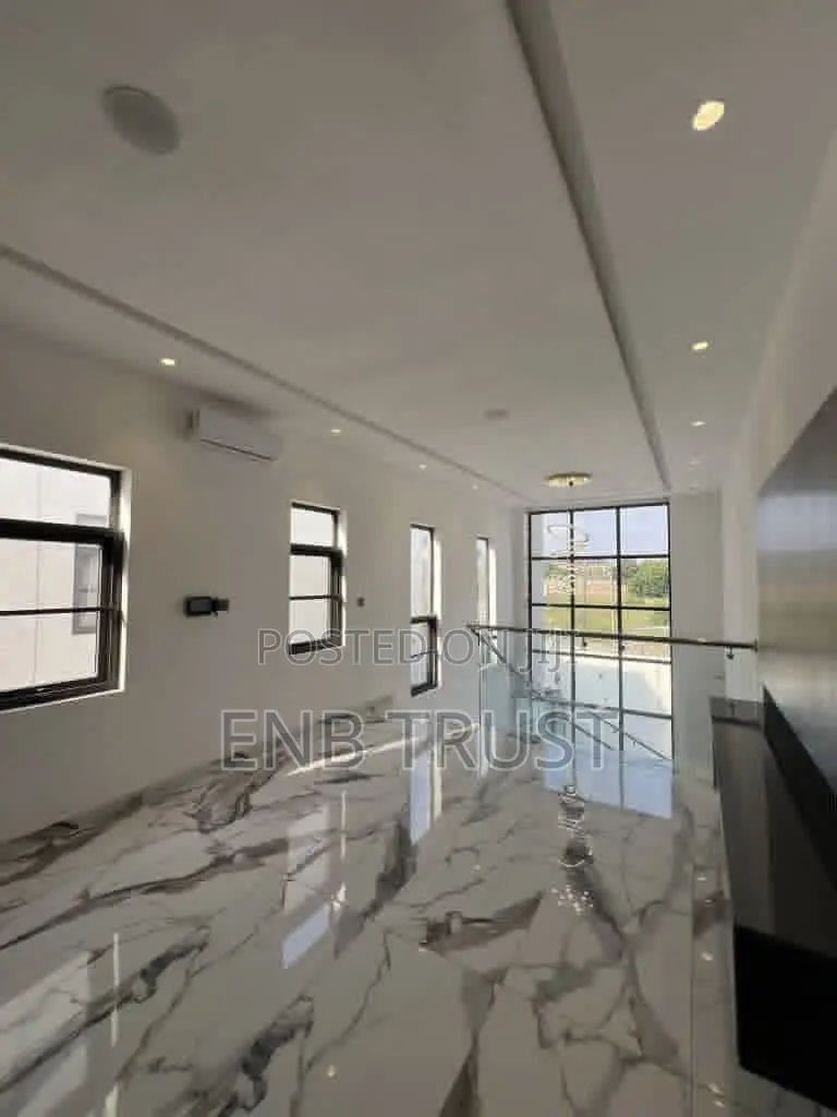 4bdrm Duplex in East Legon Hills, School Junction for sale