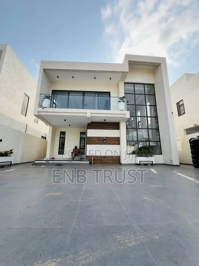 4bdrm Duplex in East Legon Hills, School Junction for sale