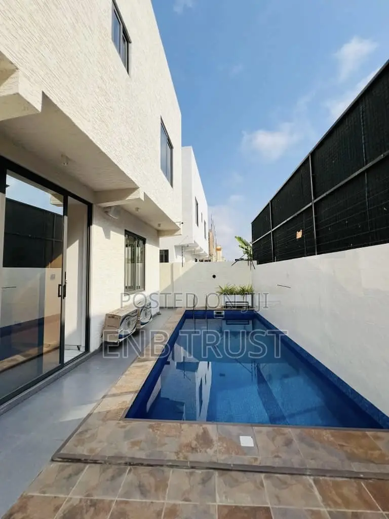 4bdrm Duplex in East Legon Hills, School Junction for sale