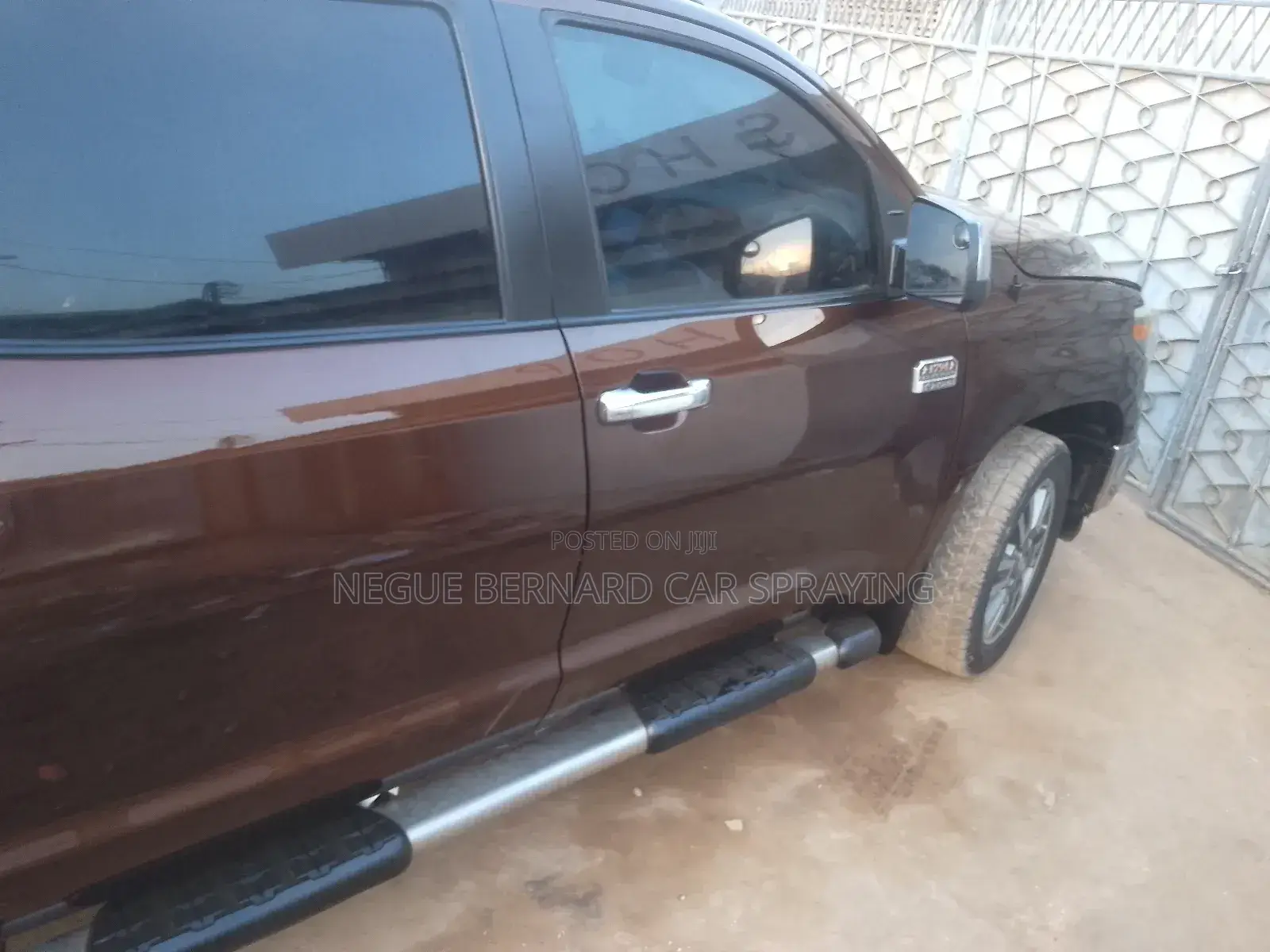 Car Polish, Scratch and More Brinthing
