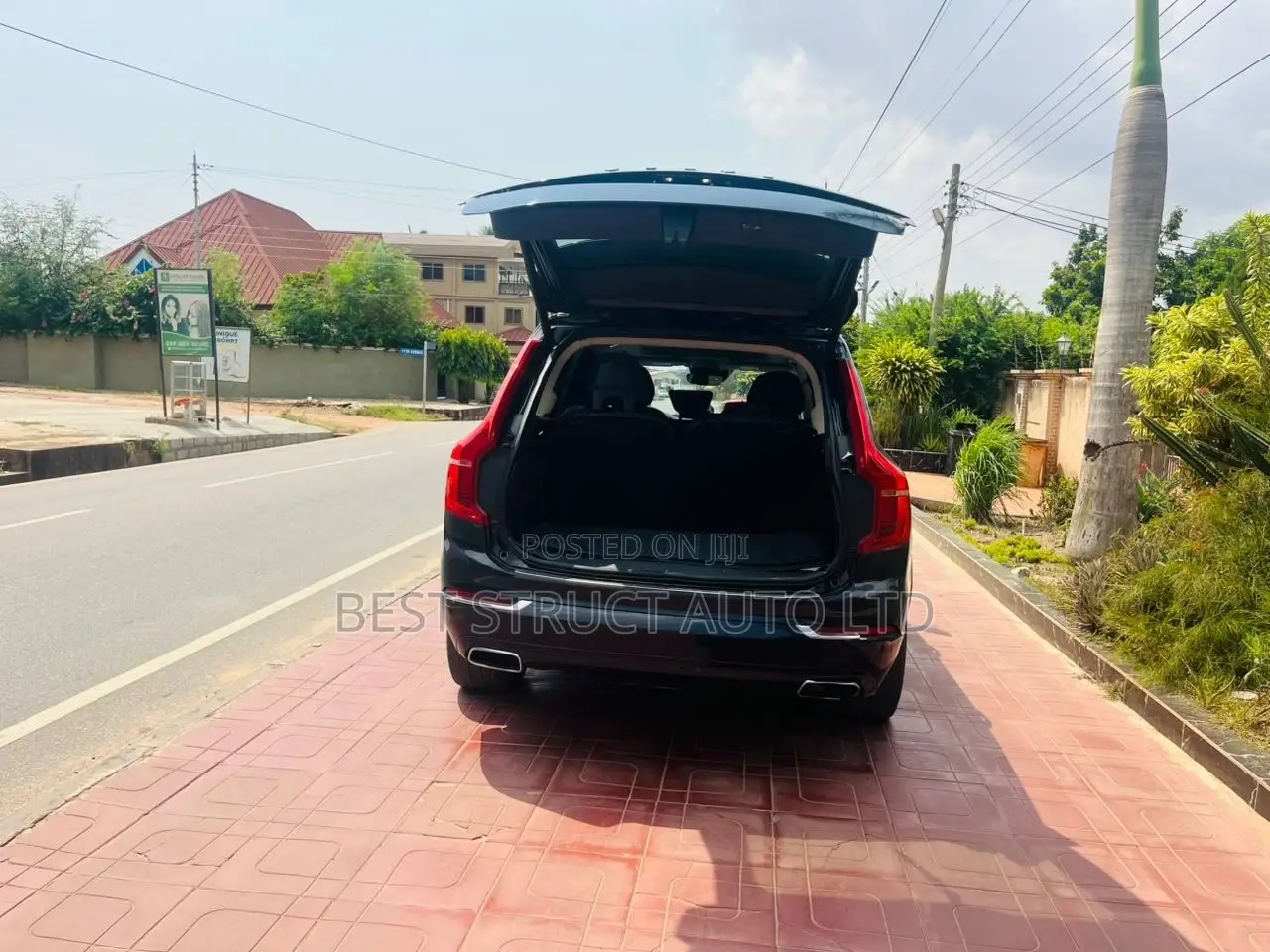 Volvo XC90 Plug-In Hybrid 2025 Black