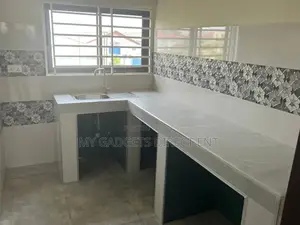 2bdrm Shared Apartment in Gomoa East for rent