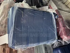 Quality Jony Medium Size 24 Inches Unbreakable Traveling Bag