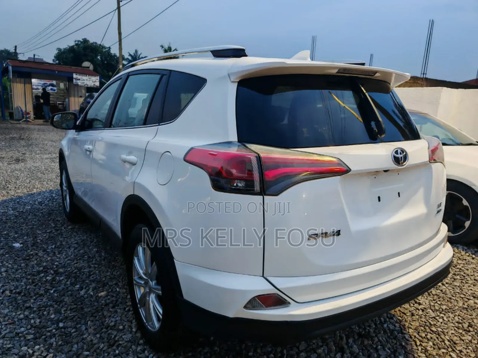 Toyota RAV4 2018 White