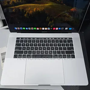 Laptop Apple MacBook Pro 2019 16GB Intel Core I7 SSD 256GB