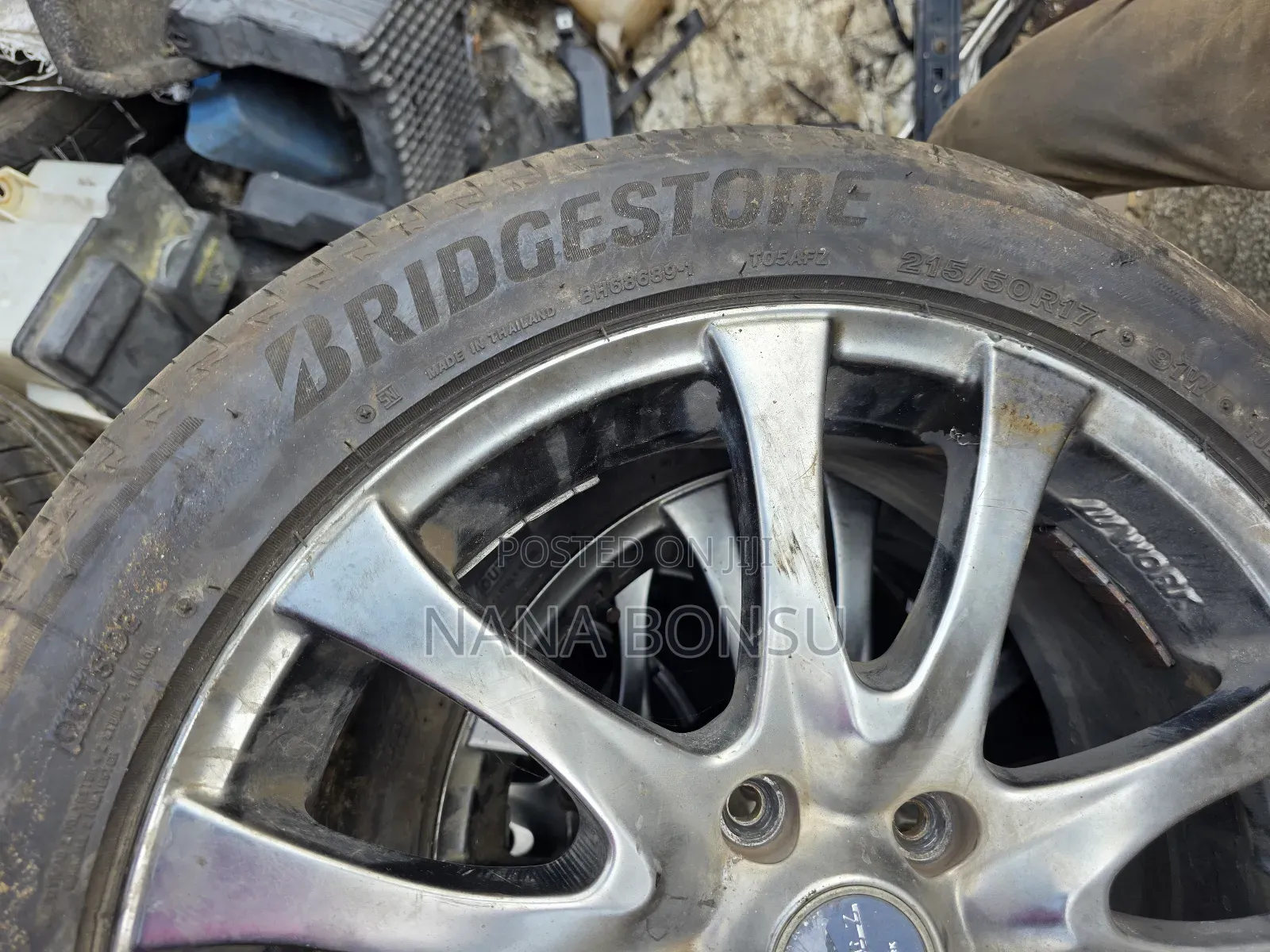 Tyre With Rim 215/50 R17