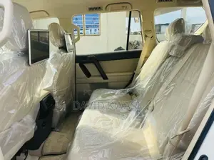 Toyota Land Cruiser Prado 2.7 2019 White