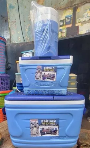 Quality 3-in-1 Ice Chest Cooler Set.