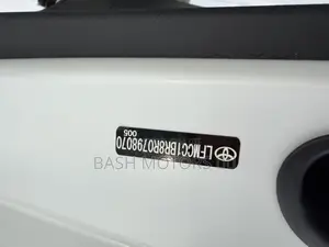New Toyota Corolla Cross XLE 4WD 2024 White