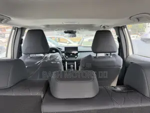 New Toyota Corolla Cross XLE 4WD 2024 White