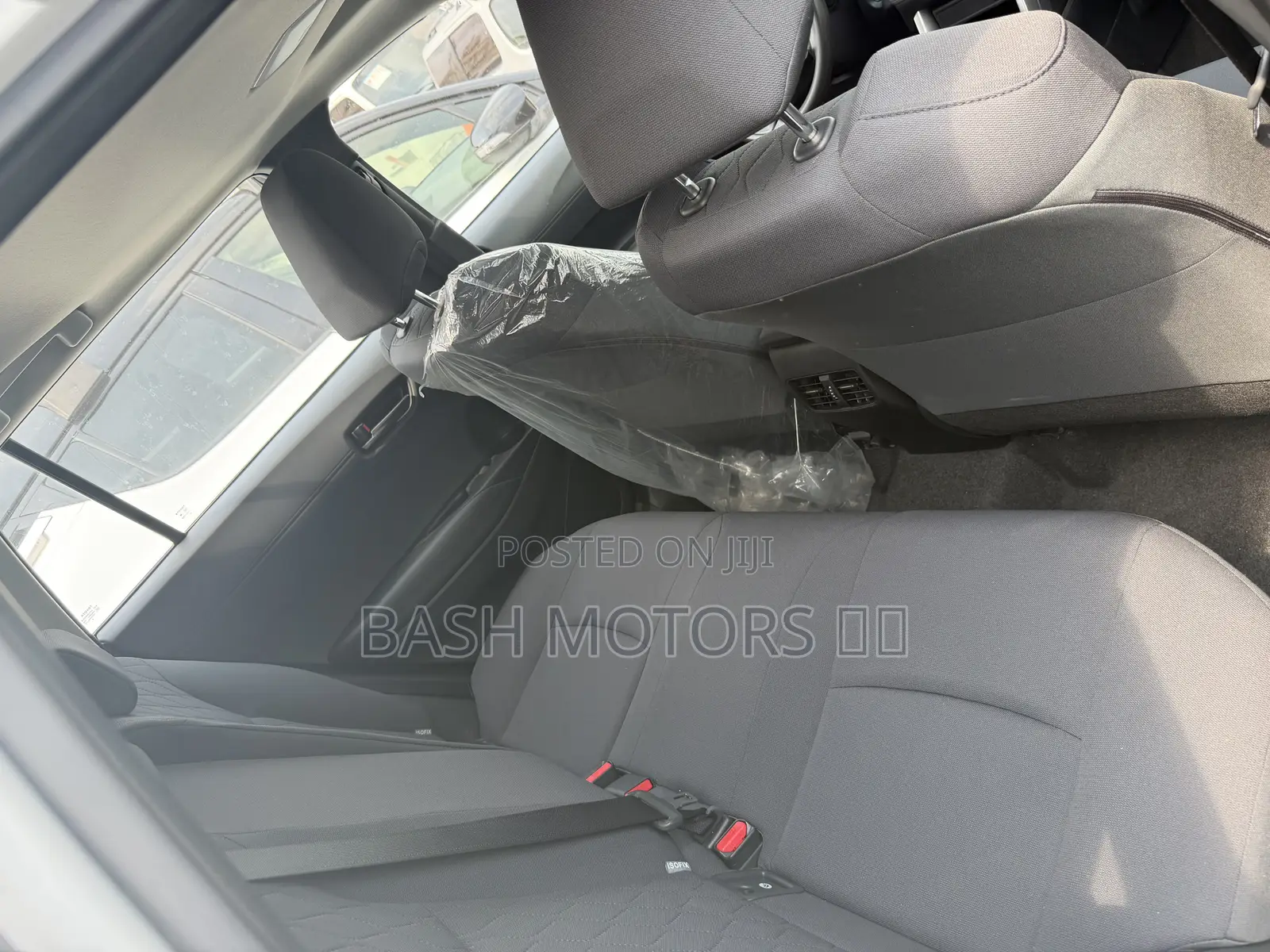 New Toyota Corolla Cross XLE 4WD 2024 White