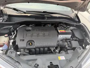 Toyota C-HR Limited 2022 White