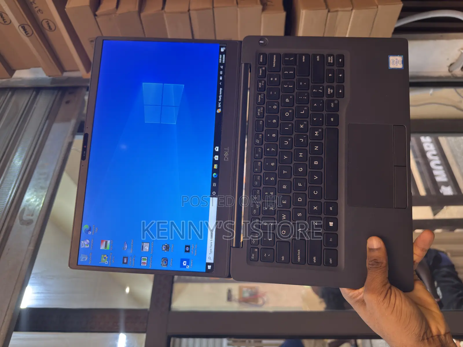 New Laptop Dell Latitude 7300 8GB Intel Core I5 SSD 256GB