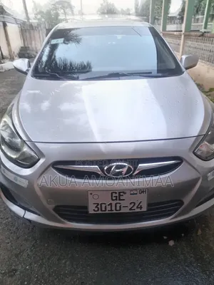 Hyundai Accent 2013 Silver