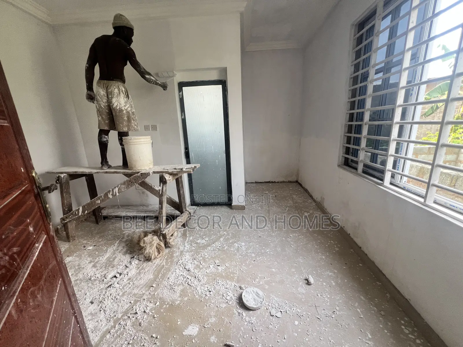 1bdrm Room & Parlour in Bee Decor & Homes, Old Ashomang for rent