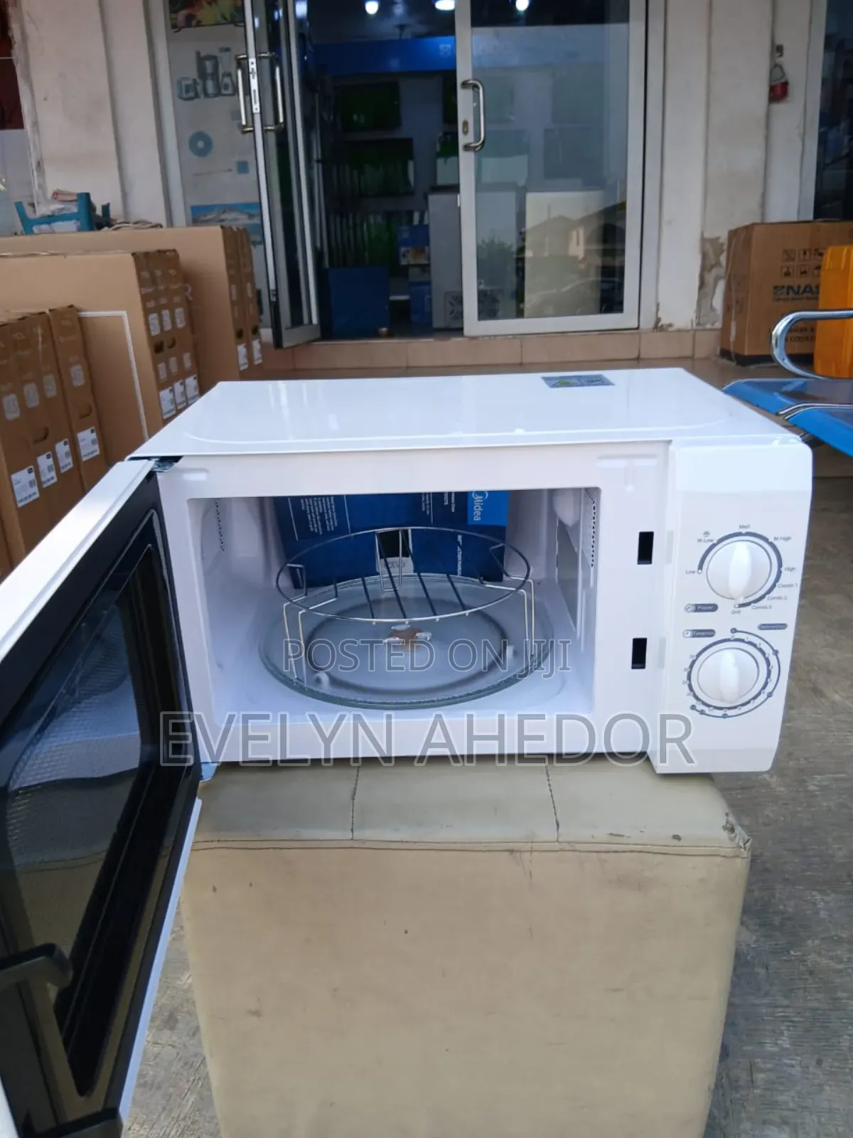 Brand New White Colour Midea Microwave Oven 20litred for Sale