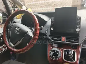 Toyota Voxy 2015 Black