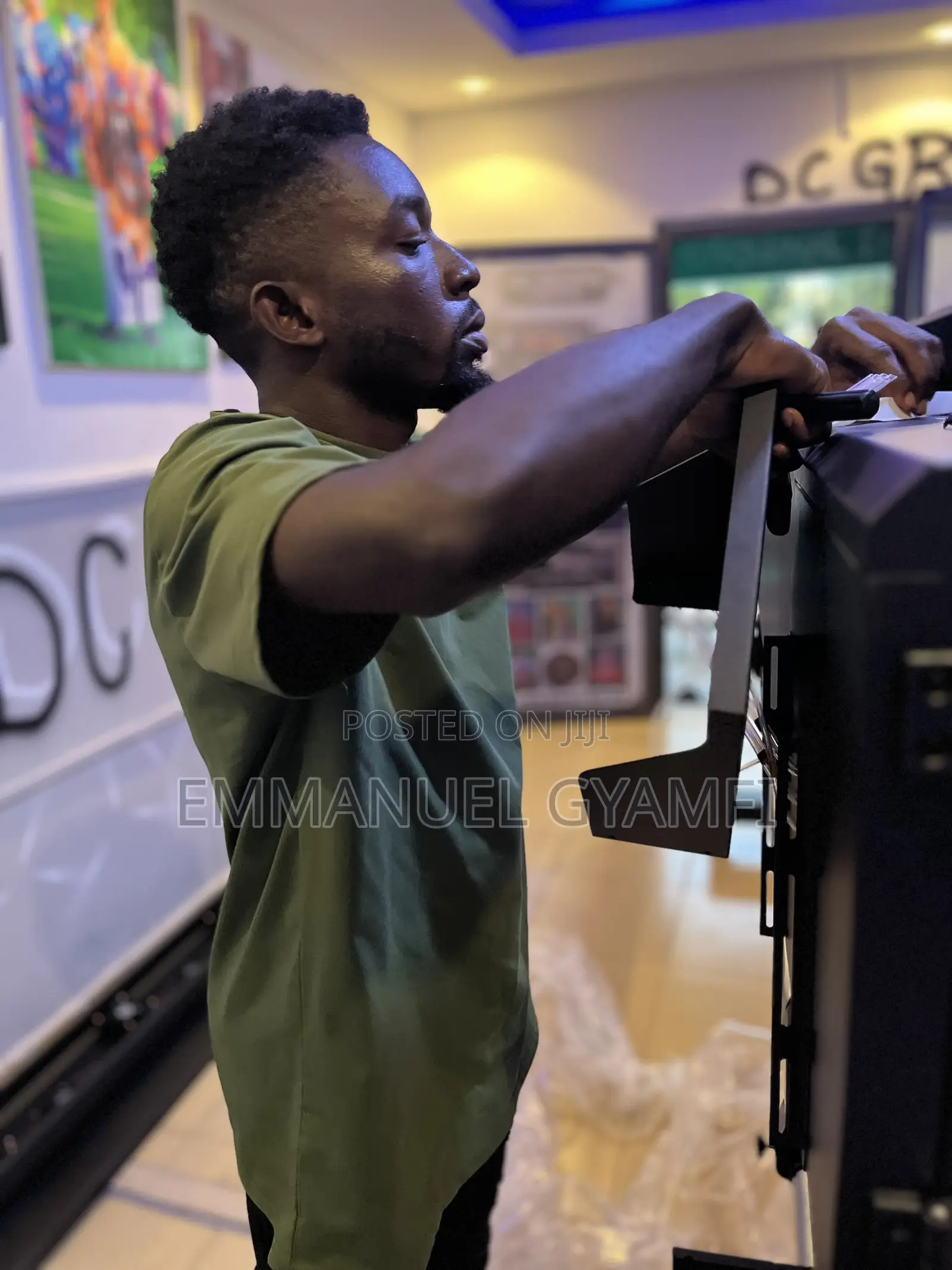 Large Format and DTF Technician